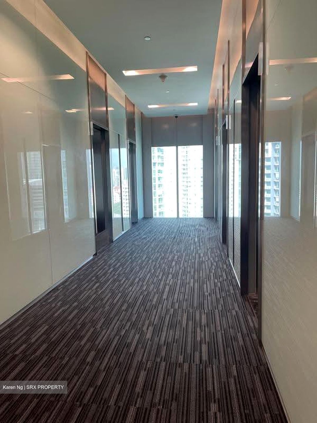 Arc 380 (D8), Office #612395081